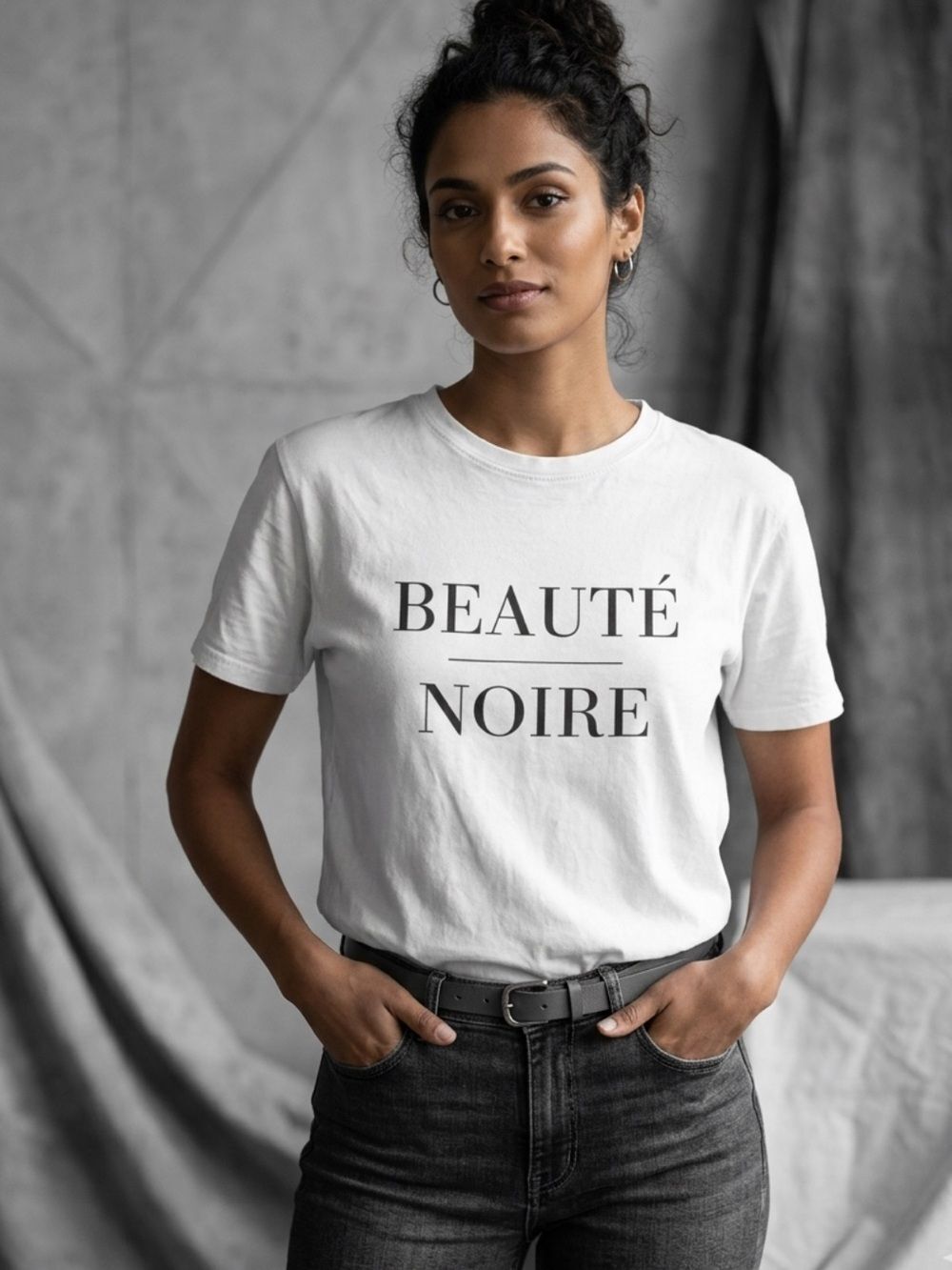 Beauté Noire Graphic Tee White Cotton Short Sleeve T-Shirt Women’s Size M